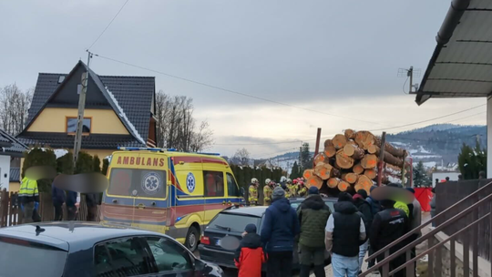 Sidzina, powiat suski, na sygnale, akcja ratunkowa, akcja ratownicza, wypadek drogowy