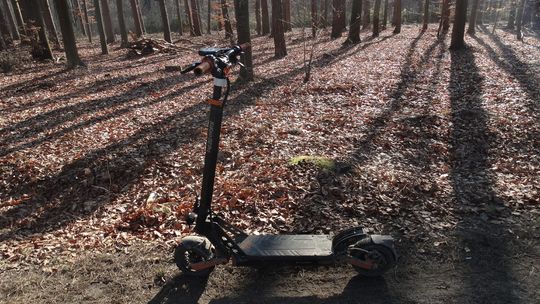 Smyków, powiat dąbrowski, Dąbrowa Tarnowska, wypadek na hulajnodze elektrycznej, pijany 17-latek na hulajnodze elektrycznej, 17-latek w szpitalu, 2 promile alkoholu