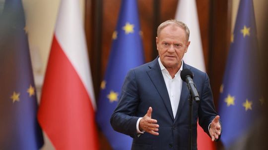 Donald Tusk, ministerstwo finansów, zmiana zasad naliczania składki zdrowotnej, mali przedsiębiorcy, podwyżka składki zdrowotnej, obietnice Tuska