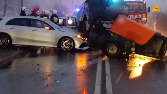 Kuków, powiat suski, groźny wypadek, wypadek w miejscowości kuków, na sygnale, akcja ratunkowa, działania służb, wypadek drogowy no ale wiesz mama