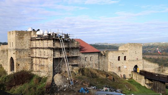 Wzgórze Zamkowe w Dobczycach, Dobczyce, powiat myślenicki, inwestycje, rewitalizacja zamku w Dobczycach, odbudowa ruin zamku w Dobczycach