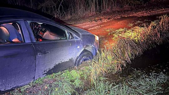 Błotna pułapka, błoto, GPS oszukał kierowców, Koniówka, gmina Czarny Dunajec, objazd, droga objazdowa