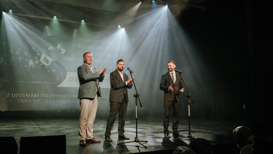 XXX Liceum Ogólnokształcące w Krakowie, osiedle Dywizjonu 303 w Krakowie, Czyżyny, nowa hala sportowa, Aleksander Miszalski