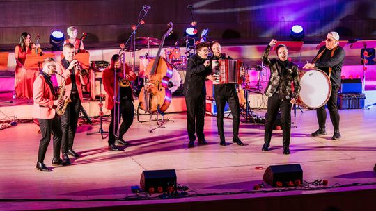 „Z Tobą chcę oglądać świat” – wyjątkowy koncert z orkiestrą już 14  marca w Kinie Kijów!