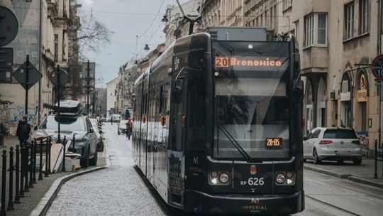 Salwator, Kraków, tramwaj, tramwaj na Salwadorze, wandal uszkodził tramwaj