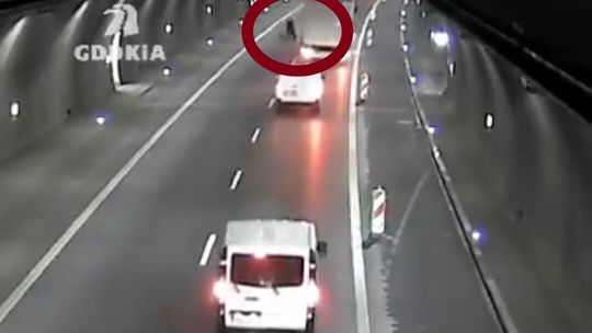 Zakopianka, tunel na Zakopiance, groźne zdarzenie w tunelu na Zakopiance, koło odpadło od ciężarówki w tunelu na Zakopiance, Podhale, film