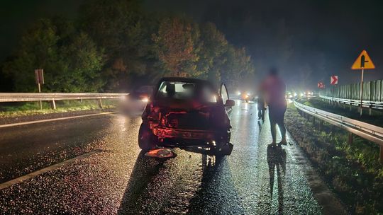 Zakopianka, Głogoczów, powiat myślenicki, wypadek na Zakopiance, kolizja drogowa na Zakopiance, akcja ratunkowa, trudne warunki na drogach
