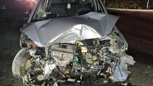 Poważny wypadek na DK94 w Olkuszu. Zderzenie ciężarówki z osobówką [ZDJĘCIA]