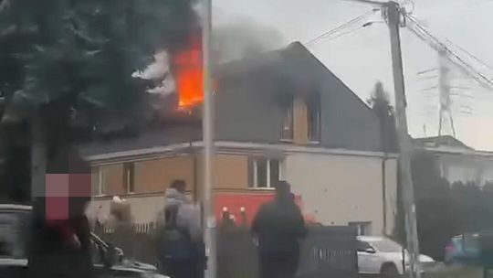 Kraków, ulica Klasztorna, Nowa Huta, pożar w Nowej Hucie, na sygnale, akcja gaśnicza, akcja służb