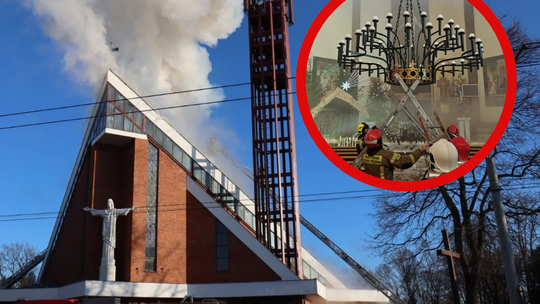 Lublin, pożar kościoła w Lublinie, potężny pożar w Lublinie, dach kościoła spłonął doszczętnie, kościół nadaje się do rozbiórki, województwo lubelskie, akcja gaśnicza, zastępy straży pożarnej