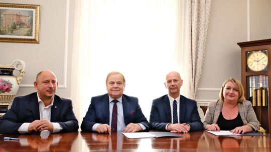 Rozbroić ekologiczną bombę. Prawie 6,5 mln zł rządowego dofinansowania na usunięcie niebezpiecznych odpadów w Olkuszu [ZDJĘCIA, WIDEO]