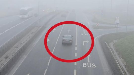 Zakopianka, Kraków, Małopolska, światła mijania, światła przeciwmgielne, gęsta mgła