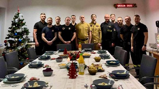 Służba, która nie zna wolnego: Strażacka Wigilia w cieniu gotowości bojowej w Małopolsce