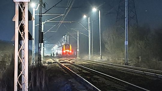 Opatkowice, tragedia na torach w Krakowie, Kraków, Opatkowice w Krakowie, na sygnale, straż pożarna, strażacy