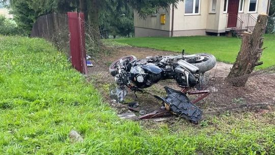 wypadek motocyklista Lichwin, wypadek Małopolska, tragiczny wypadek Tarnów, śmierć motocyklisty, wypadek Pleśna, droga powiatowa Lichwin, 25-letni motocyklista