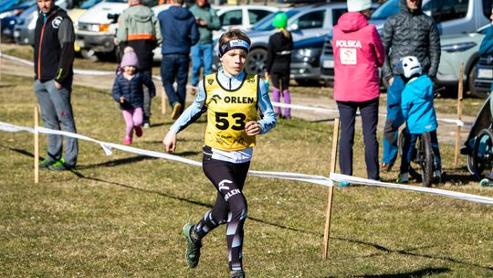 Na zdjęciu Oskar Rączka, najlepszy kombinator norweski cyklu ORLEN CUP KIDS
