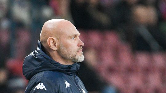 Piłka nożna, Wisła Kraków, wieczysta Kraków, Betclic 1 Liga, rozgrywki ligowe, Wisła Kraków liderem