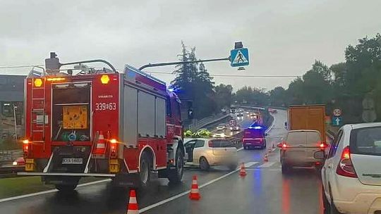 Zakopianka, Gaj, wypadek drogowy, kolizja drogowa, powiat krakowski, na sygnale, wypadek, akcja ratunkowa