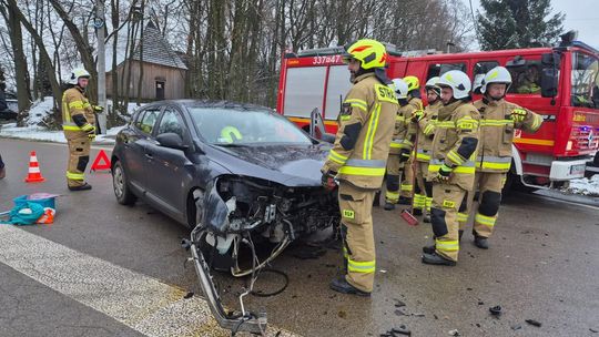 Wilków, powiat krakowski, gmina Kocmyrzów-Luborzyca, na sygnale, akcja ratunkowa, wypadek drogowy, akcja ratownicza