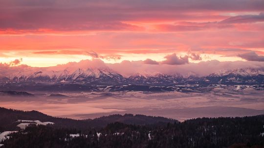 Opady śniegu, prognoza pogody, Podhale, śnieżenie stoków, ujemne temperatury, burze śnieżne