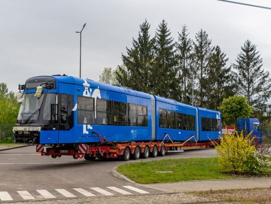 20 nowy tramwaj Lajkonik II przybył do zajezdni w Nowej Hucie