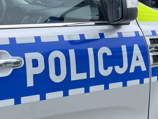 wypadek Kraków Krupnicza, BMW wjechało w ogródek, seniorka wjechała w kawiarnię, kawiarnia Krupnicza wypadek, Kraków wypadek BMW