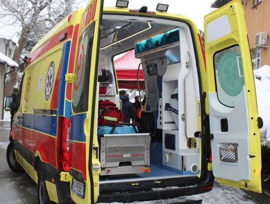 Tarnów, powiat tarnowski, na sygnale, ratownik medyczny pogryziony przez pacjenta, skandal w powiecie Tarnowskim,