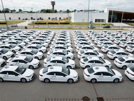 Auto do pracy na TAXI już od 250 zł tygodniowo - wszystko, co warto wiedzieć Auto do pracy na TAXI już od 250 zł tygodniowo - wszystko, co warto wiedzieć