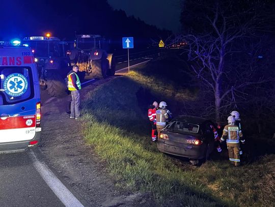 Bolesław, akcja ratunkowa, wypadek drogowy, na sygnale, powiat olkuski, Olkusz, utrudnienia drogowe