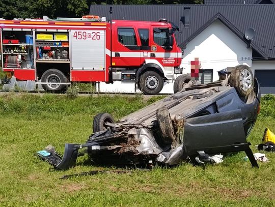 wypadek Laskowa, dachowanie Kamionka Mała, wypadek pow. limanowski, utrudnienia w ruchu Laskowa, wypadek dzisiaj Małopolska