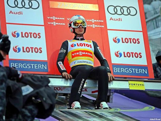 Kamil Stoch, Anna Twardosz, Paweł Wąsek, Piotr Żyła, Dawid Kubacki, Kacper Tomasiak, skoki narciarskie, puchar świata