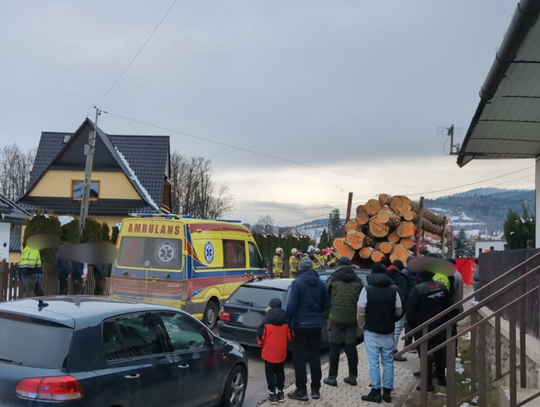 Sidzina, powiat suski, na sygnale, akcja ratunkowa, akcja ratownicza, wypadek drogowy