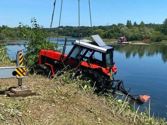 zaginiony traktorzysta Dunajec, poszukiwania traktorzysty Łukanowice, wypadek ciągnika Dunajec, ciągnik wyłowiony Dunajec, akcja ratunkowa Dunajec