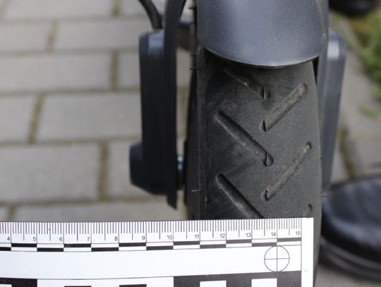wypadek hulajnoga elektryczna Bulowice, wypadek Świerkowa Bulowice, ranny mężczyzna hulajnoga, hulajnoga elektryczna wypadek, bezpieczeństwo hulajnogi