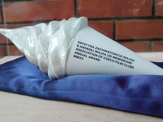 Dwie wystawy Dwie wystawy