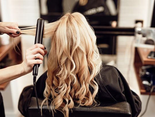Fryzjer Kraków Krowodrza – znajdź salon, który zadba o Twój styl