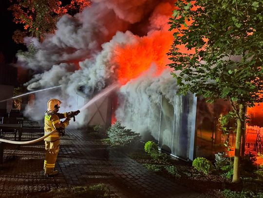 Groźny pożar grill-baru w Szczawnicy. W nocy interweniowało kilka jednostek