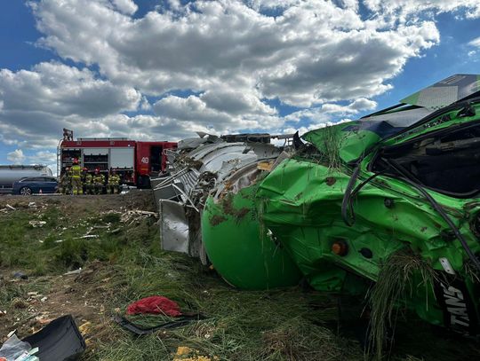 Autostrada A4, wypadek na autostradzie A4, Krzeczów, na sygnale, akcja ratunkowa, powiat bocheński