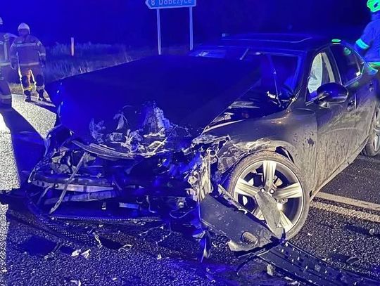 Kornatka, powiat myślenicki, zderzenie samochodu osobowego z ciężarowym, wypadek drogowy, na sygnale, akcja ratownicza, akcja ratunkowa