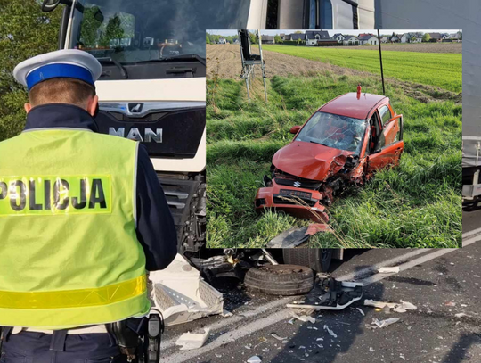 Na zdjęciu rozbity samochód ciężarowy oraz samochód osobowy po wypadku w Oświęcimiu
