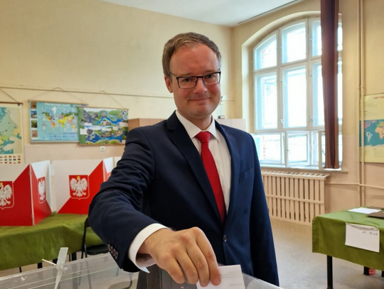 wyniki wyborów Zabrze, Kamil Żbikowski prezydent, porażka PO w Zabrzu, dlaczego PO przegrało w Zabrzu, sojusz PiS-Żbikowski Zabrze, przedterminowe wybory Zabrze, co to jest Koalicja Anty-KO, wybory samorządowe trendy