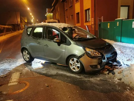 Nowy Targ, Podhale, powiat nowotarski, akcja ratunkowa, wypadek drogowy, kolizja drogowa