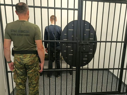 Kradzieże, narkotyki i przemoc domowa. Czworo obywateli Ukrainy deportowanych z Polski