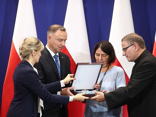 Ksiądz Franciszek Blachnicki odznaczony Orderem Orła Białego