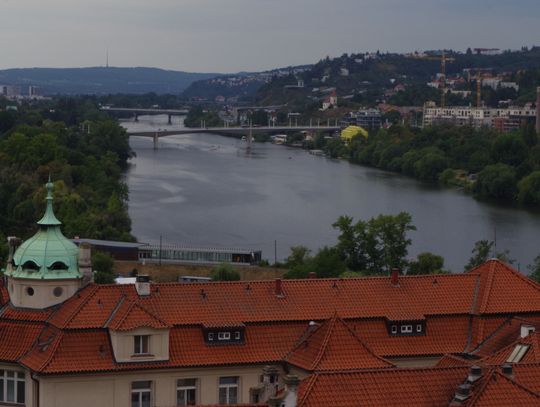 Magiczna Praga: Historia i Legenda
