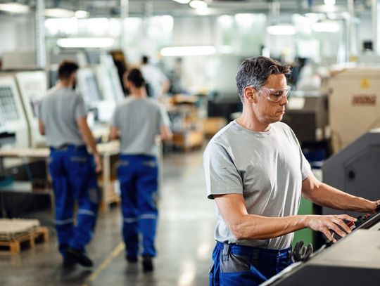 Nawilżacze powietrza przemysłowe – gdzie są stosowane i dlaczego są ważne?