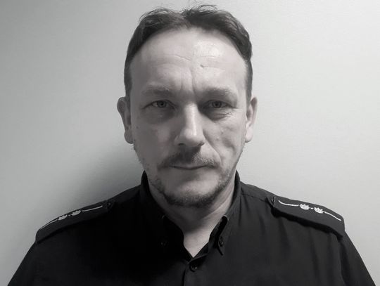 Na zdjęciu zmarły aspirant Robert Dziubdziela, funkcjonariusz Komendy Miejskiej Policji w Krakowie