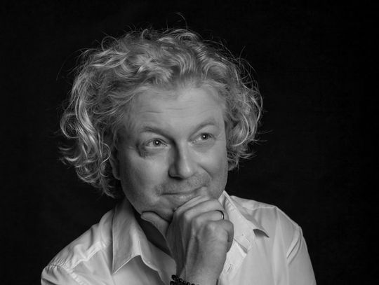 Nie żyje Przemysław Branny. Aktor Teatru Bagatela i wokalista miał 55 lat