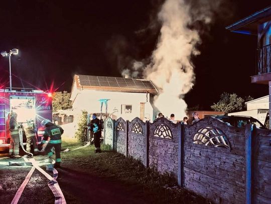 pożar Zabawa, pożar Zabawa Tarnów, pożar Zabawa gmina Radłów, pożar samochodu Zabawa, pożar budynek gospodarczy