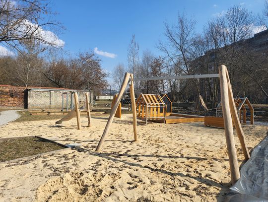Nowe oblicze Parku Stacja Wisła. Inkluzywny plac zabaw i zielona rewolucja w Krakowie